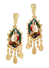 Load image into Gallery viewer, Venus Taking a Bath
